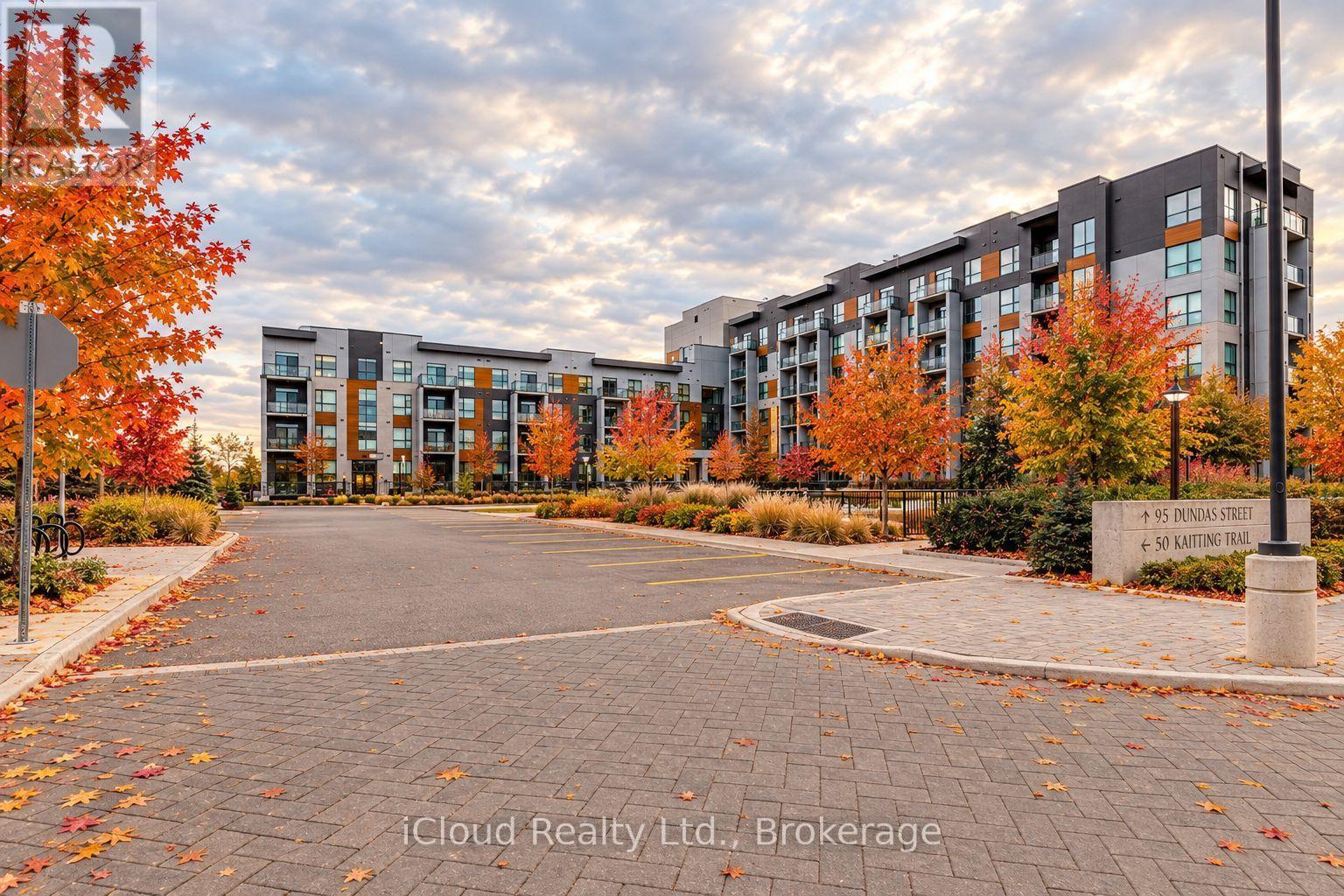 504 - 95 Dundas Street Property Photo 2