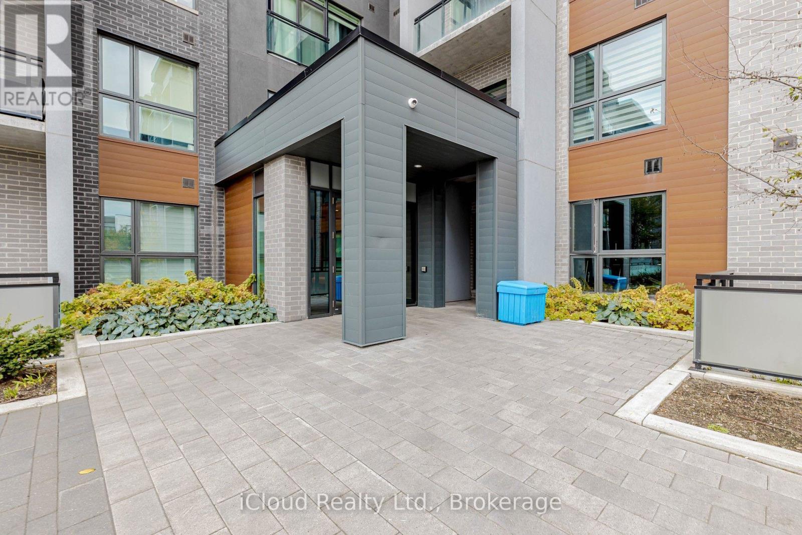 504 - 95 Dundas Street Property Photo 3