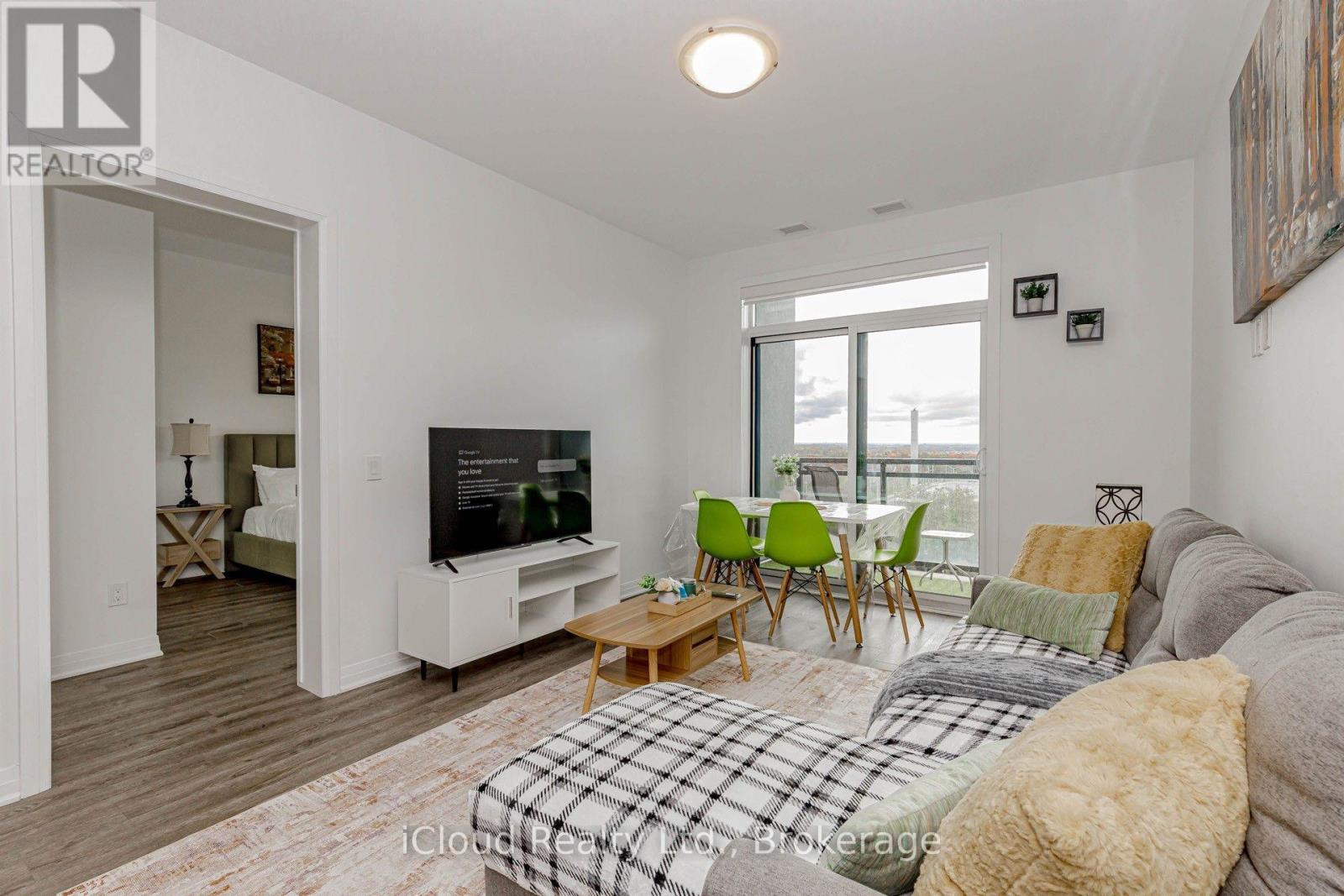 504 - 95 Dundas Street Property Photo 8