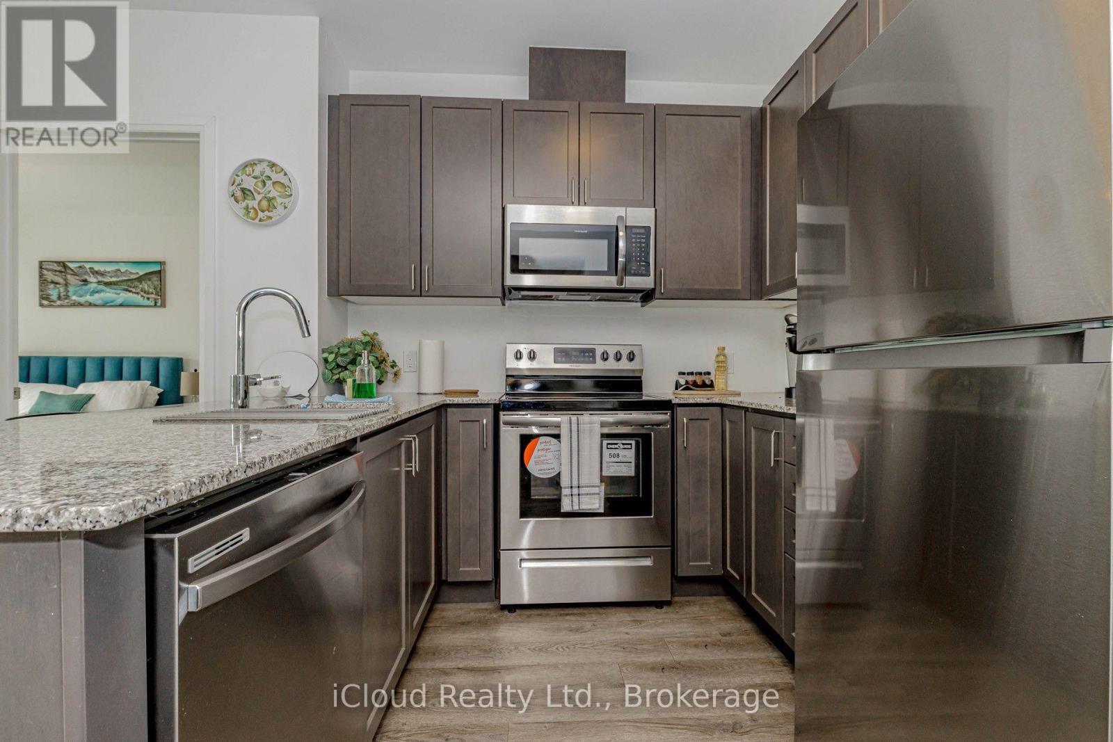 504 - 95 Dundas Street Property Photo 10