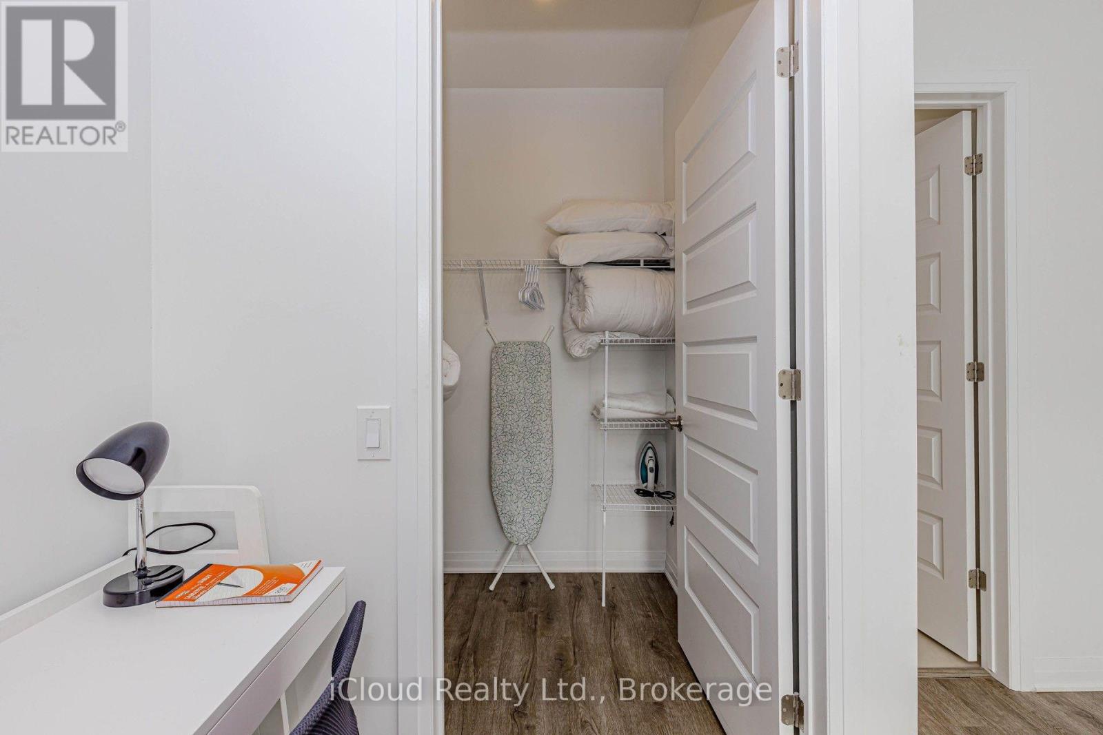504 - 95 Dundas Street Property Photo 14