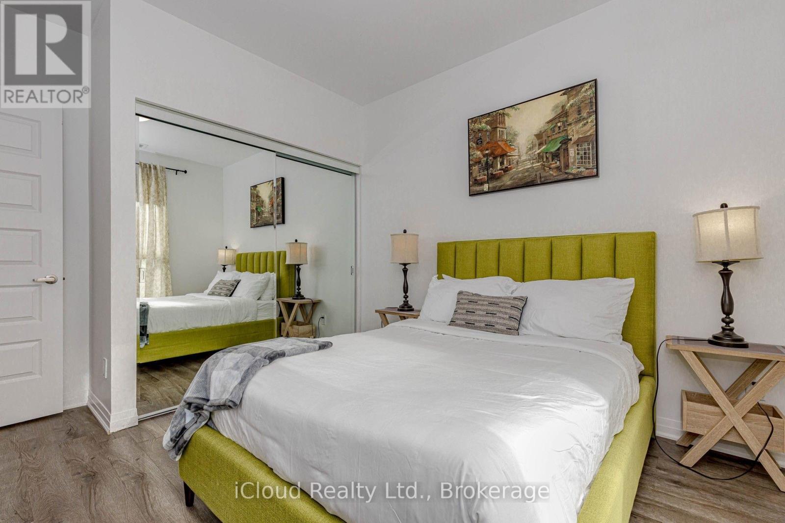 504 - 95 Dundas Street Property Photo 15