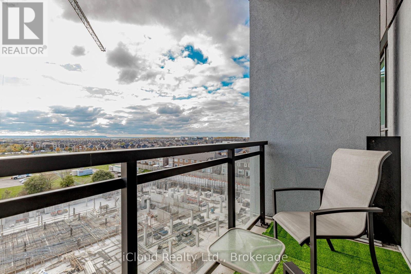 504 - 95 Dundas Street Property Photo 17
