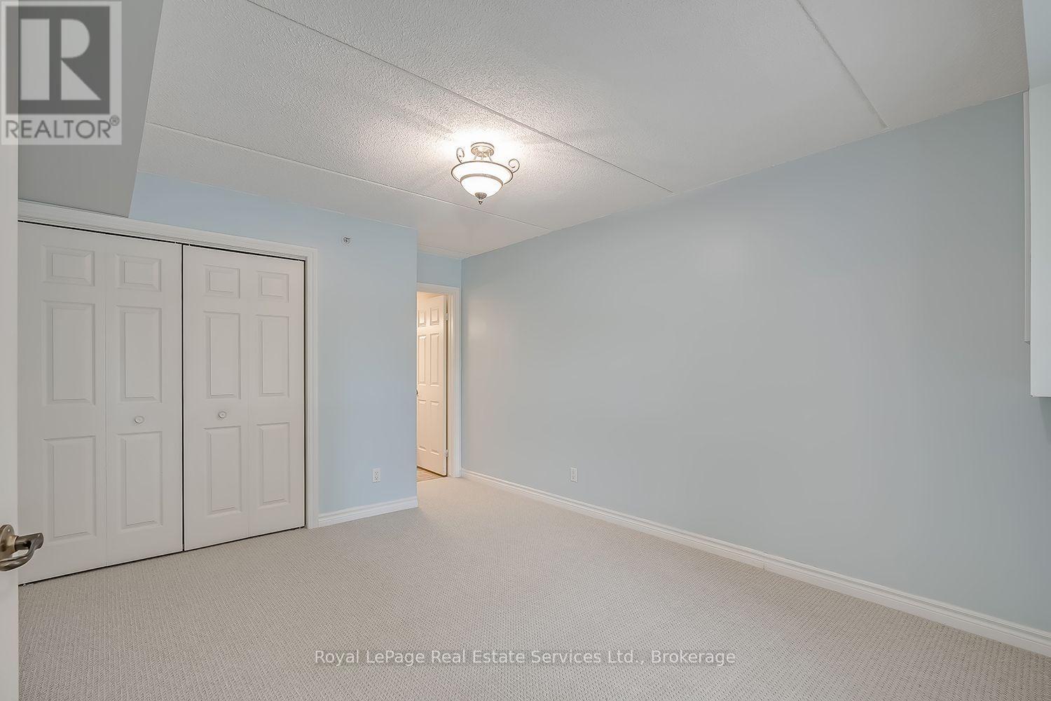 111 - 1460 Bishops Gate Property Photo 5