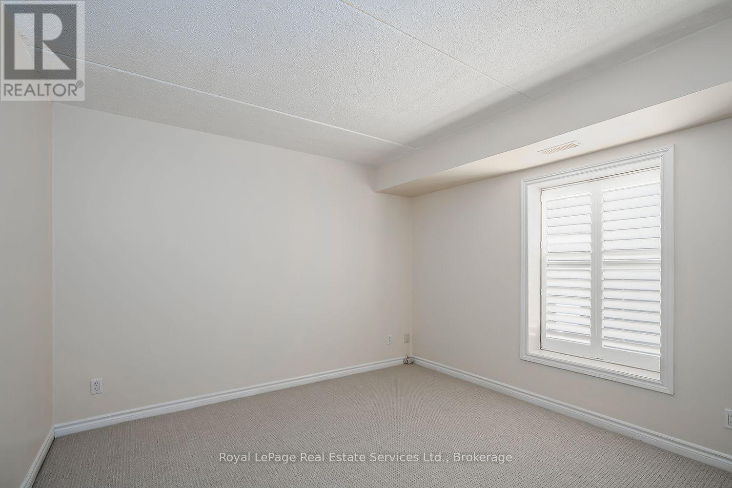 111 - 1460 Bishops Gate Property Photo 8