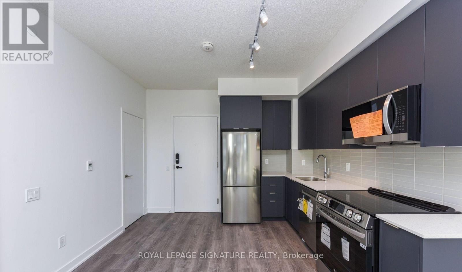 315 - 225 MALTA AVENUE Property Photo 1