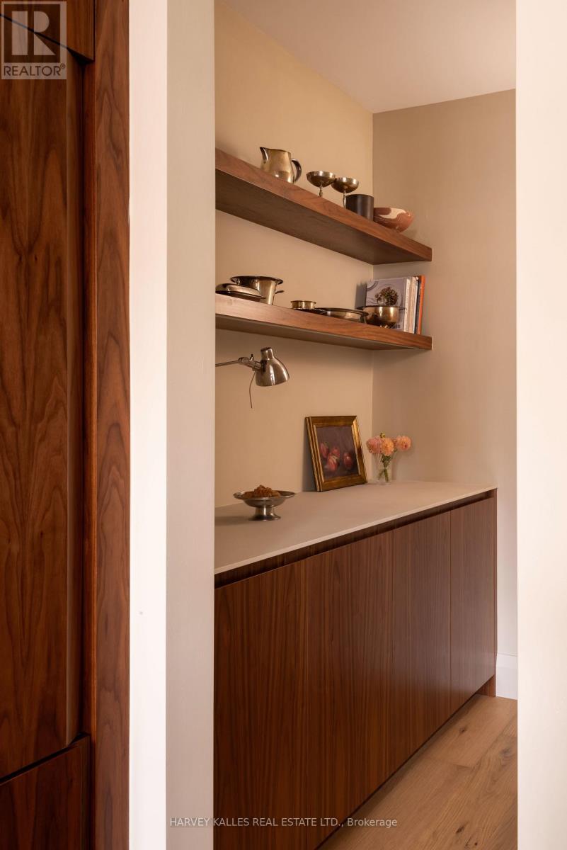 A - 157 Hallam Street Property Photo 6