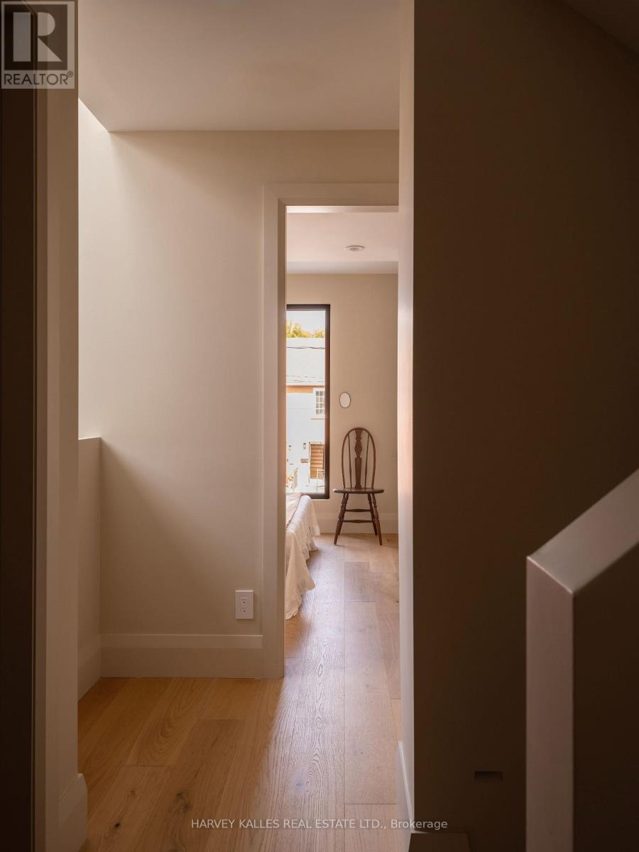 A - 157 Hallam Street Property Photo 11