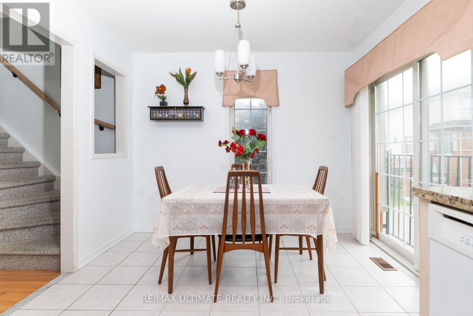 72 - 4950 Albina Way Property Photo 45