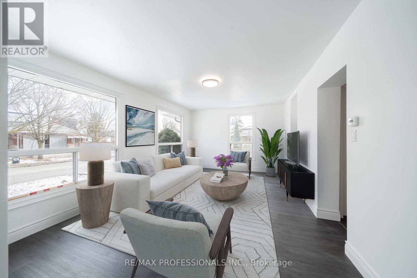 Main - 174 Thirtieth Street Property Photo 1