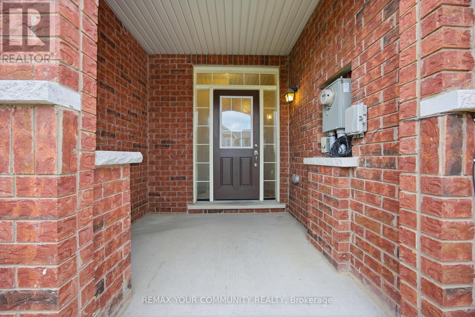 90 Sky Harbour Drive Property Photo 2