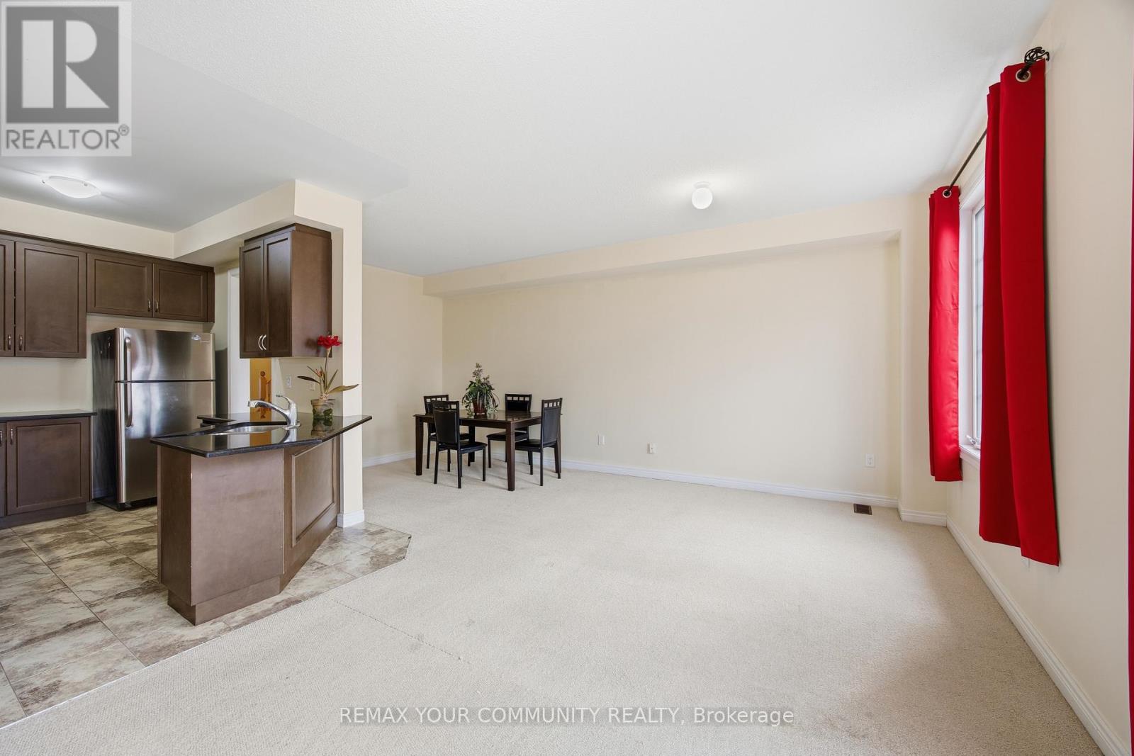 90 Sky Harbour Drive Property Photo 5