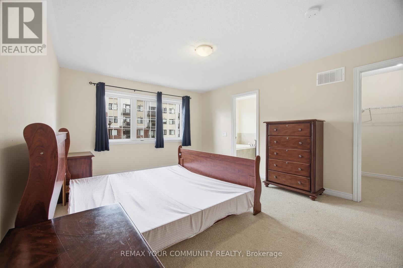 90 Sky Harbour Drive Property Photo 12