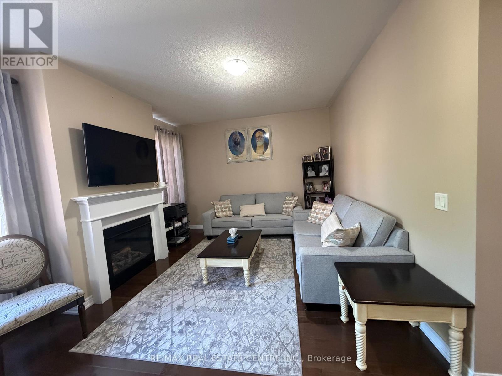 14 Twistleton Street Property Photo 15