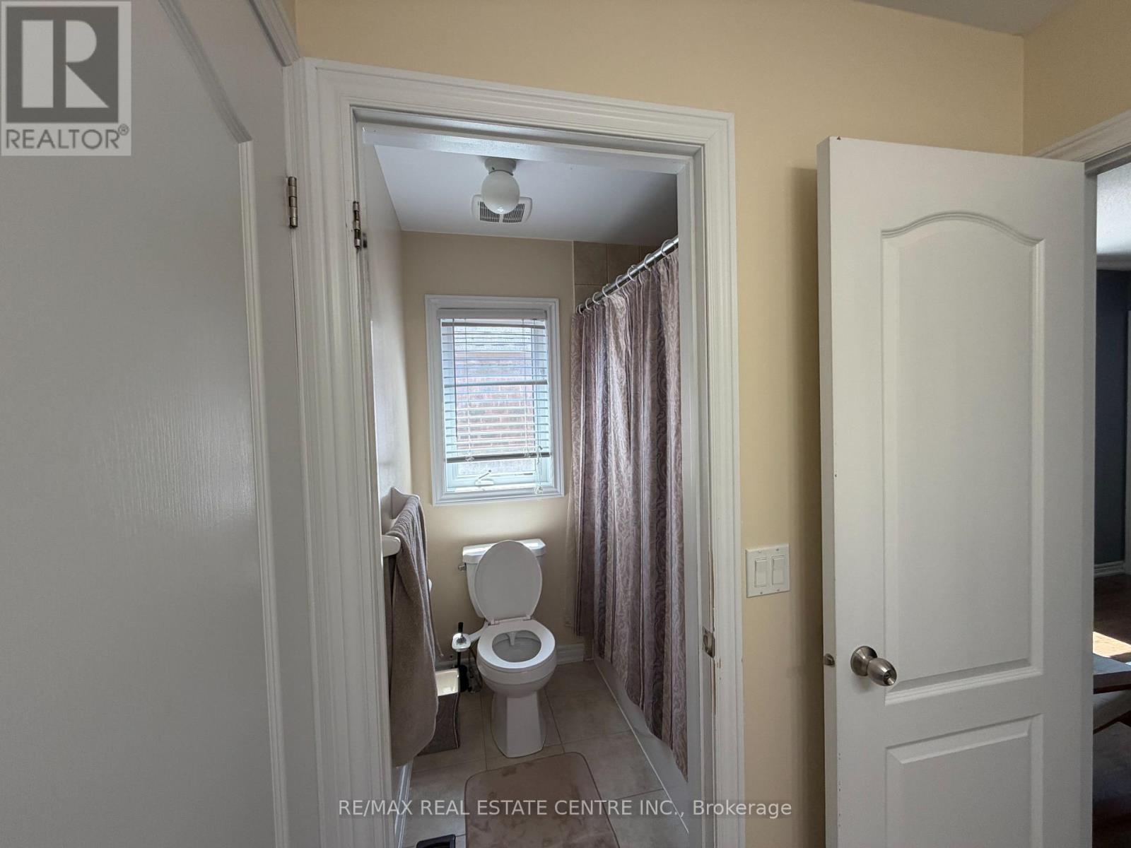 14 Twistleton Street Property Photo 22
