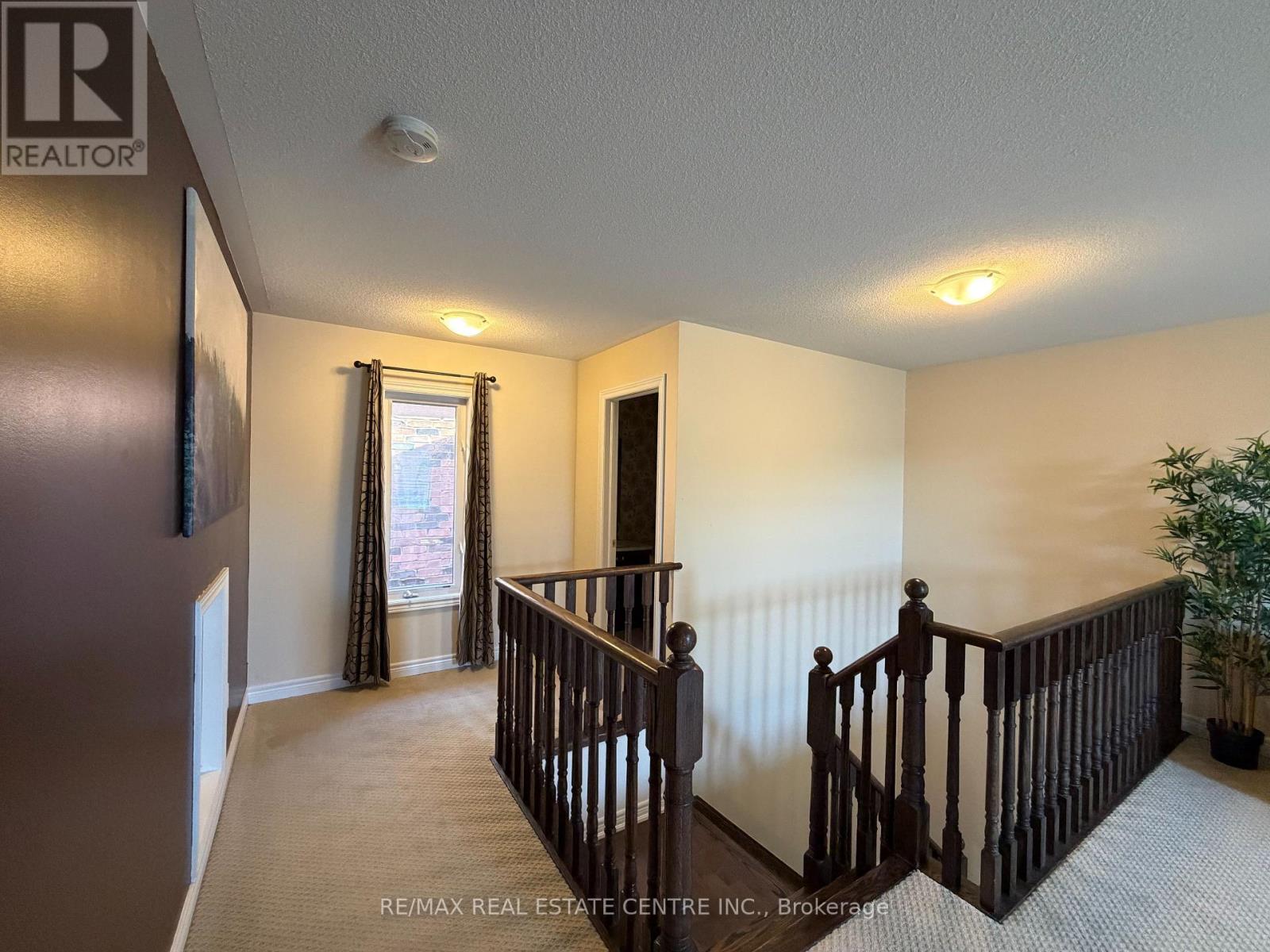 14 Twistleton Street Property Photo 28