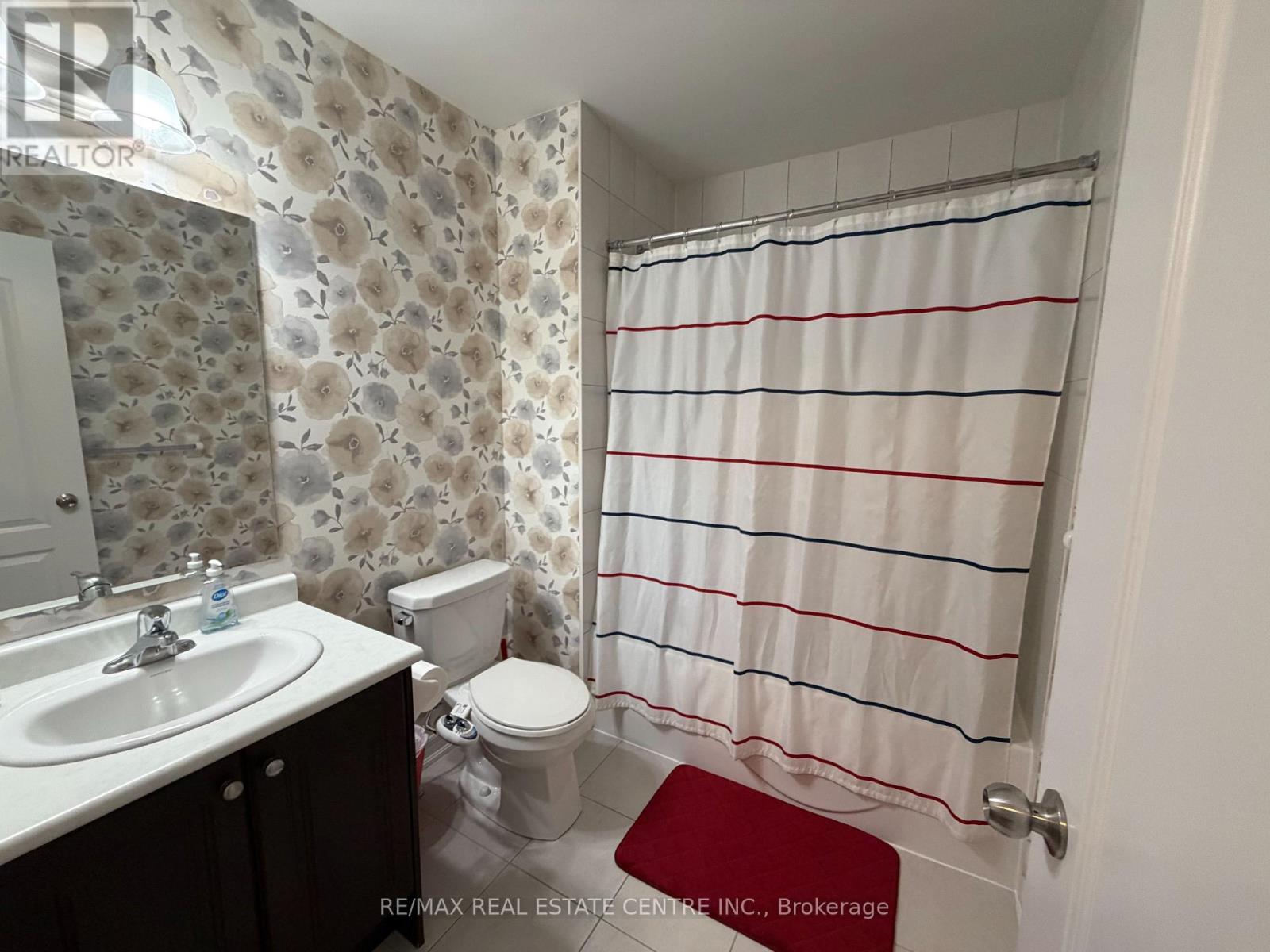 14 Twistleton Street Property Photo 29