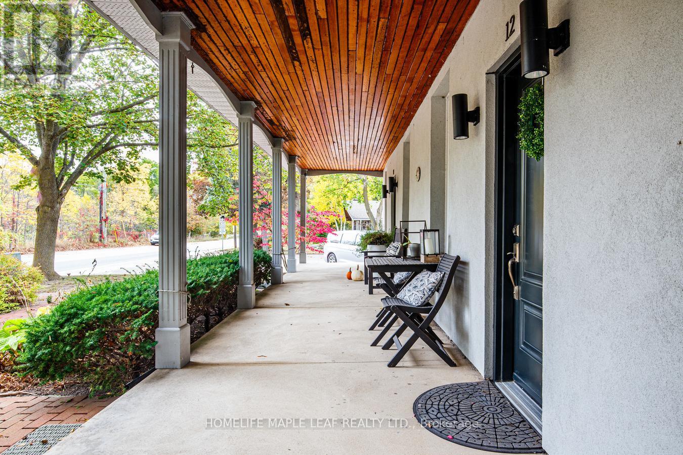 12 Adamson Street N Property Photo 4