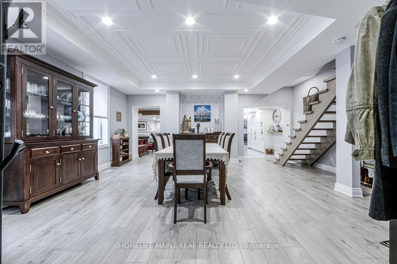 12 Adamson Street N Property Photo 6
