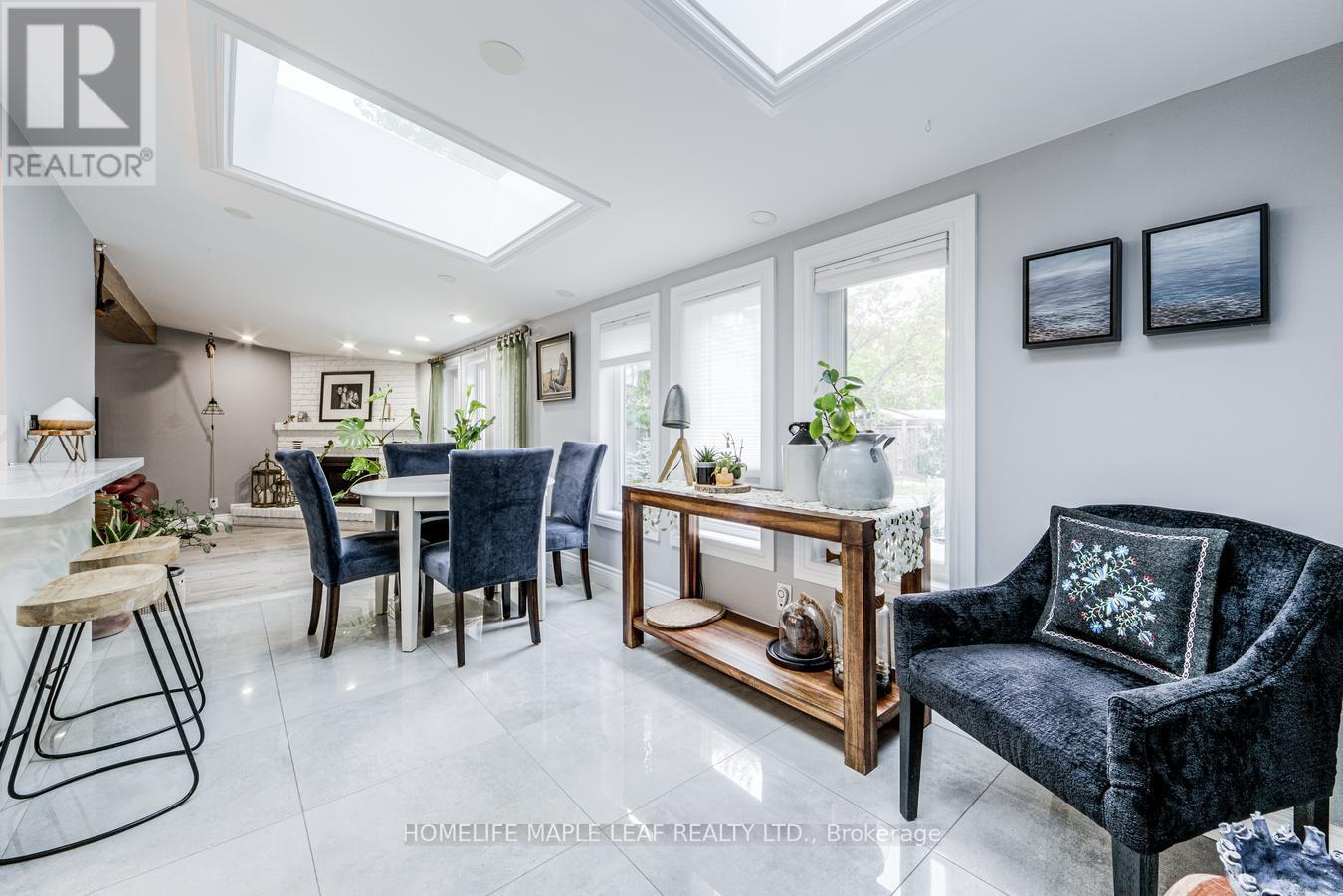 12 Adamson Street N Property Photo 13