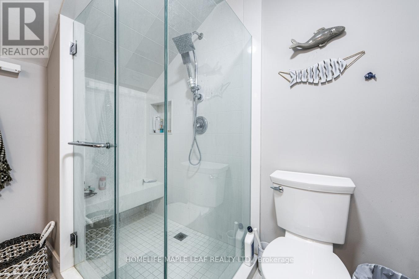 12 Adamson Street N Property Photo 30