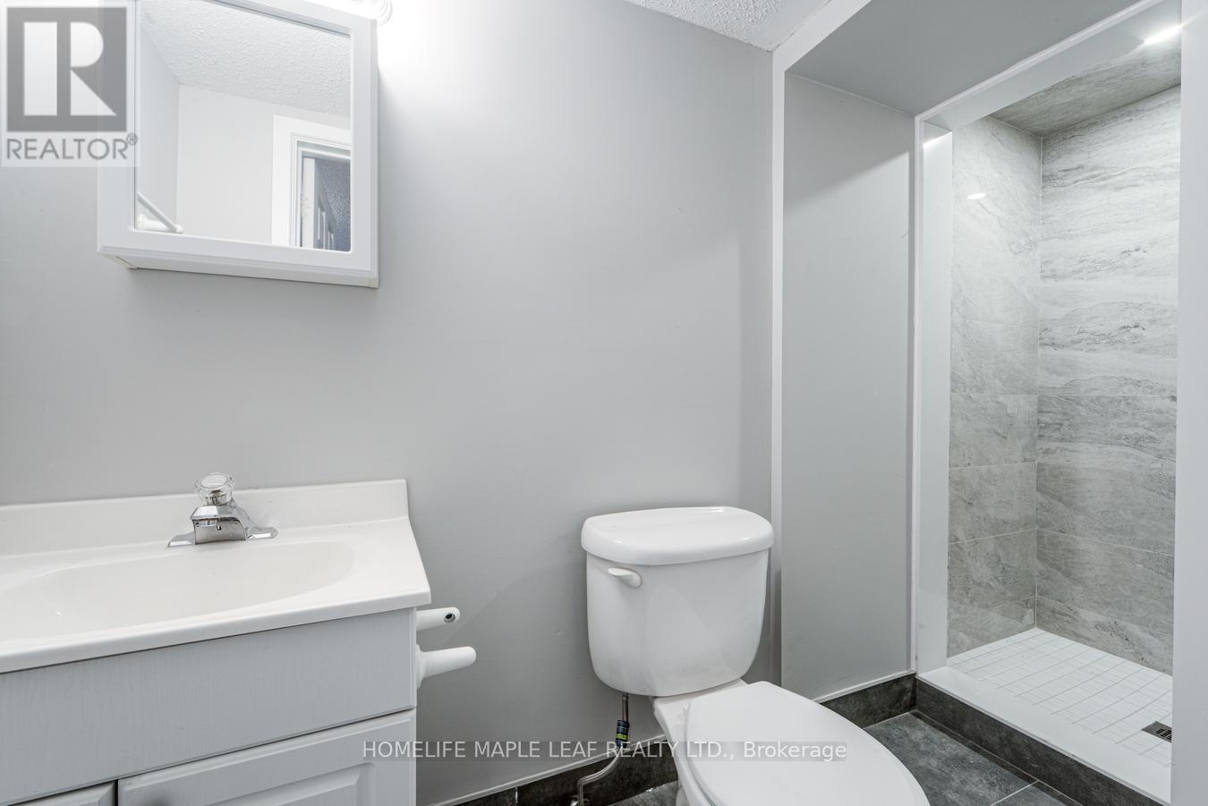 12 Adamson Street N Property Photo 45