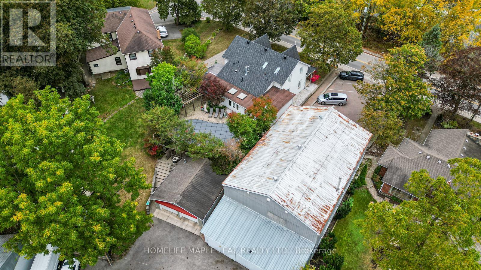 12 Adamson Street N Property Photo 48