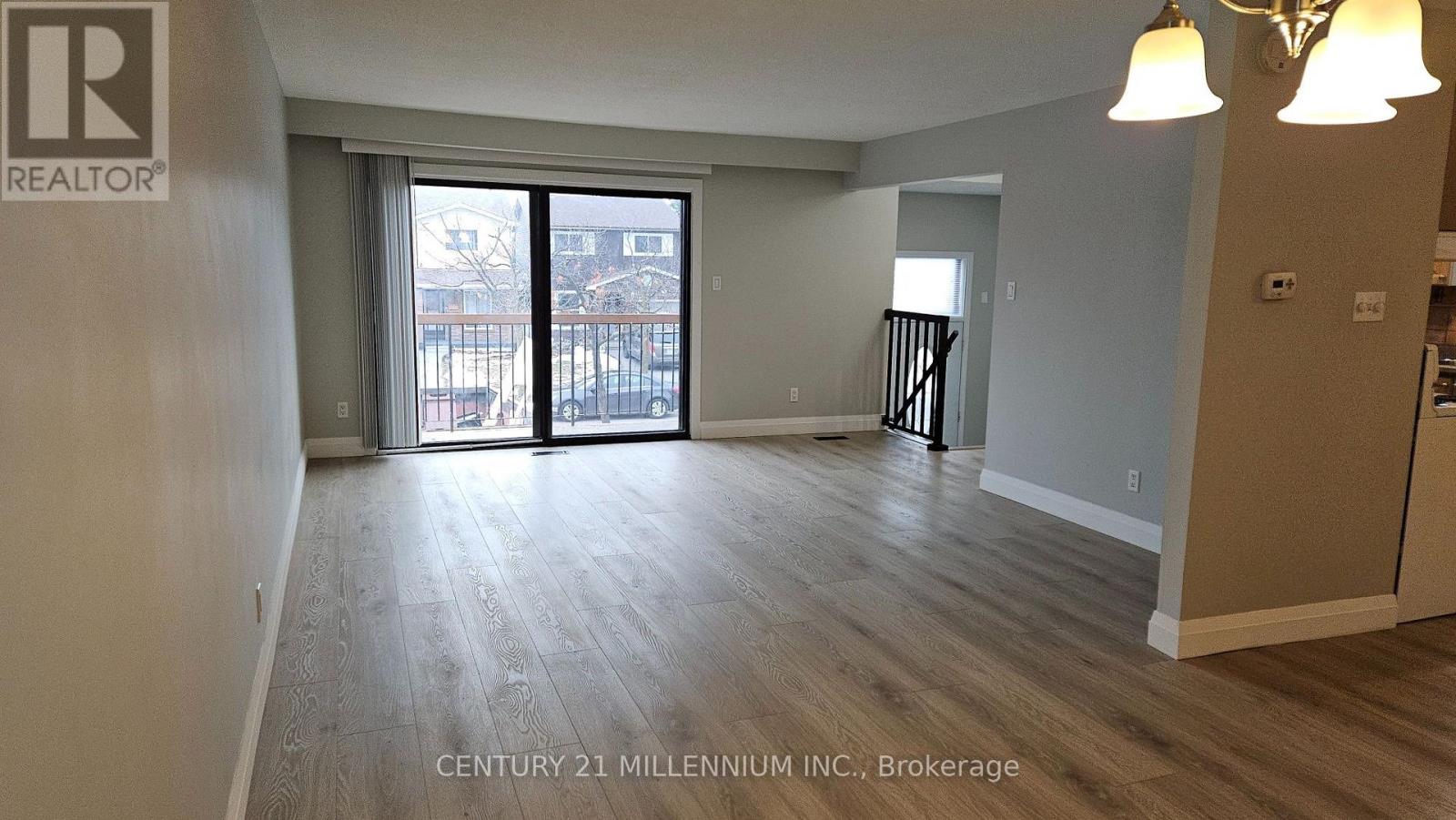 Upper - 67 Simmons Boulevard Property Photo 10