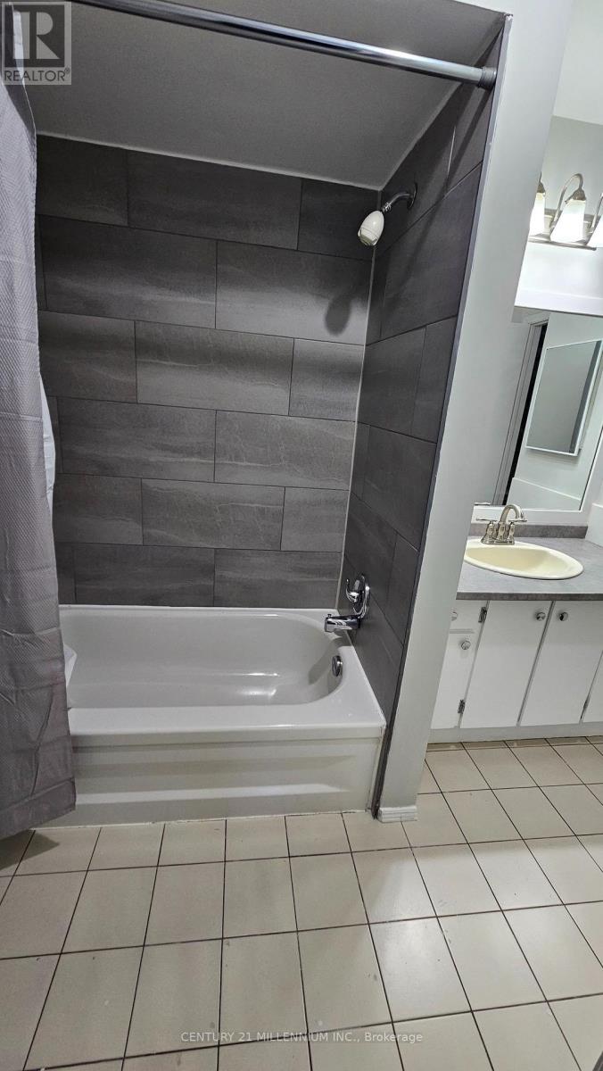 Upper - 67 Simmons Boulevard Property Photo 14