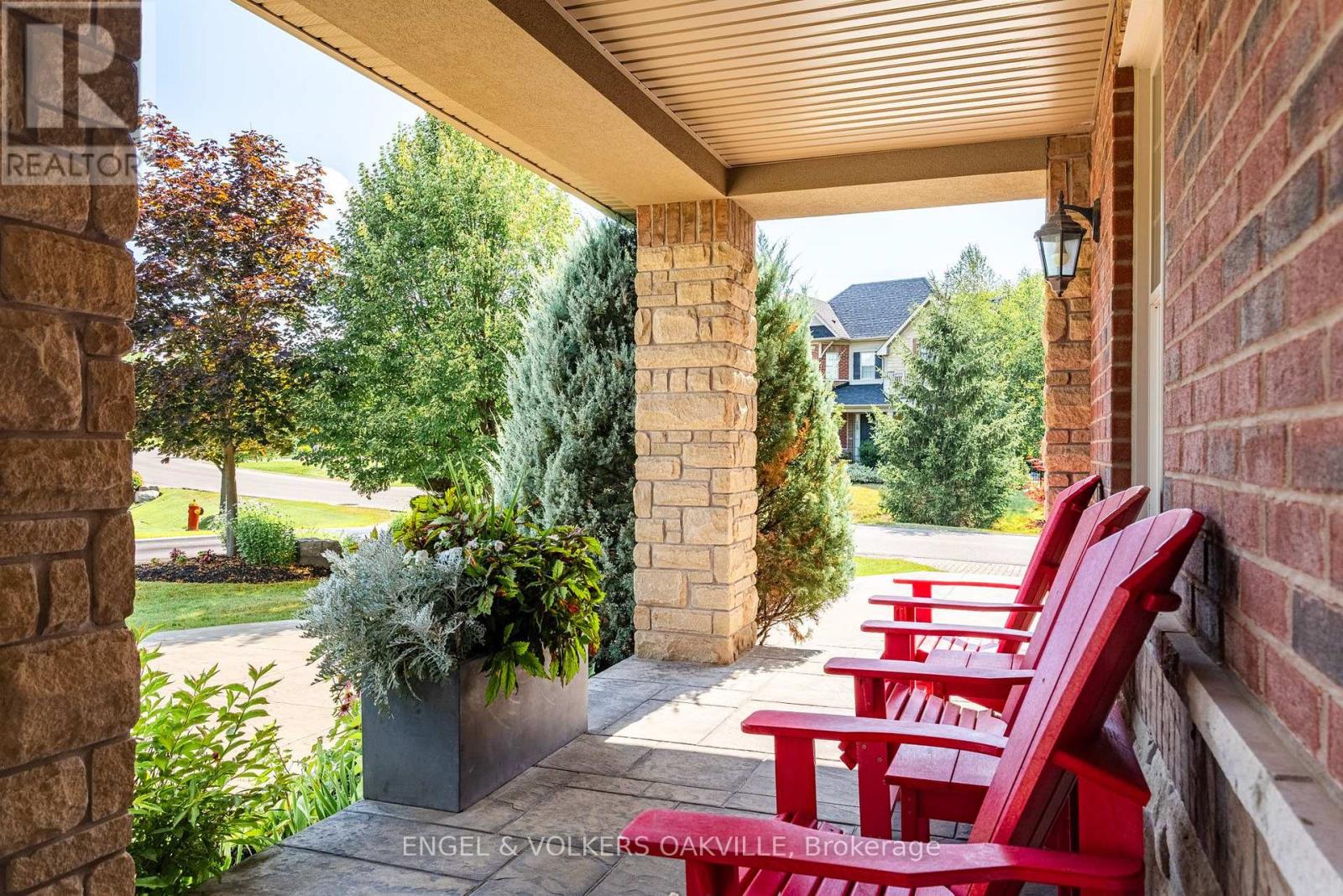 33 Barraclough Boulevard Property Photo 17