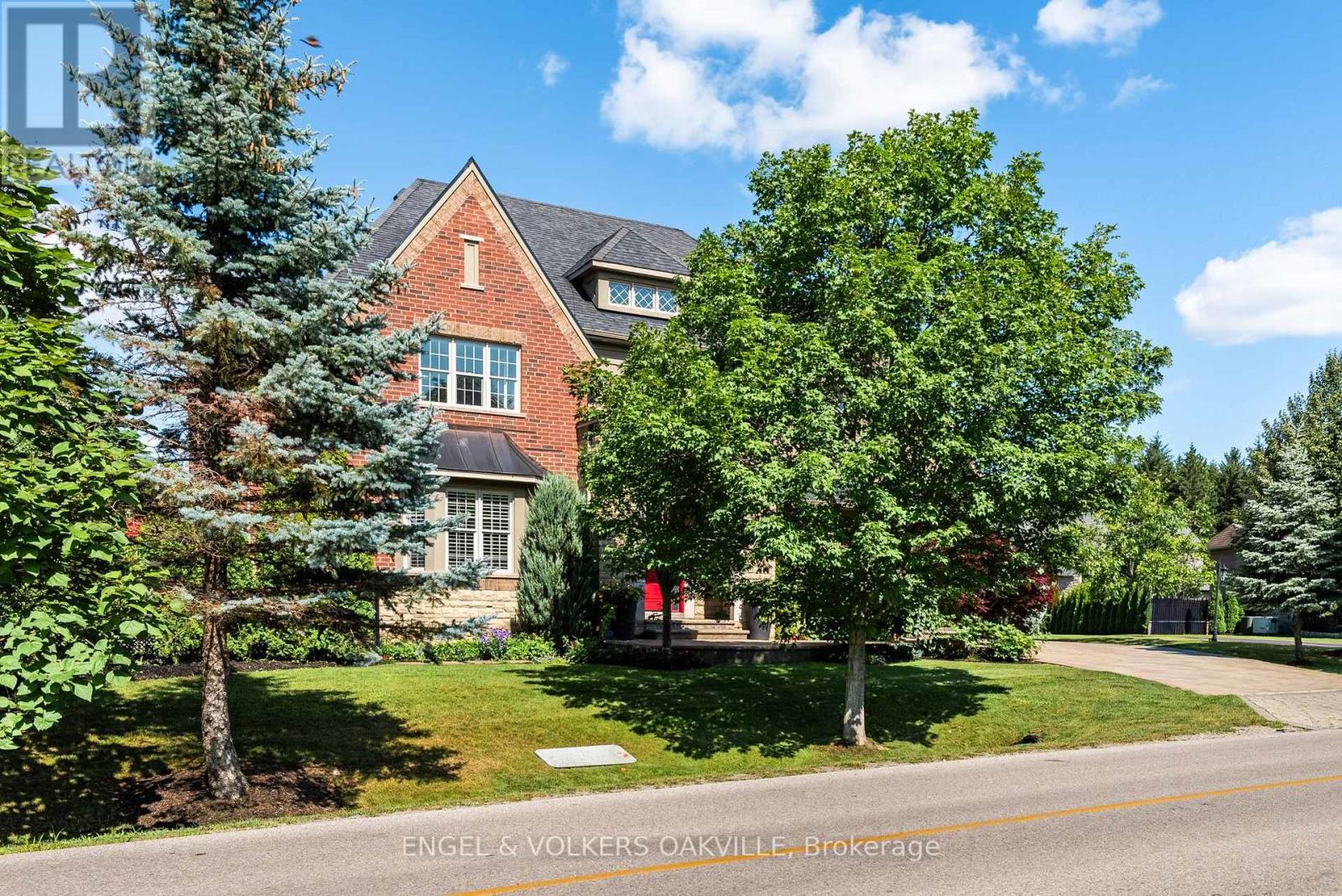 33 Barraclough Boulevard Property Photo 23