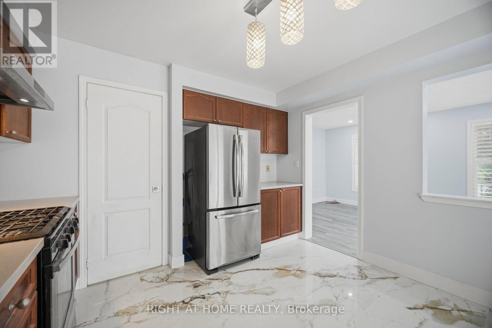 355 Brisdale Drive Property Photo 16