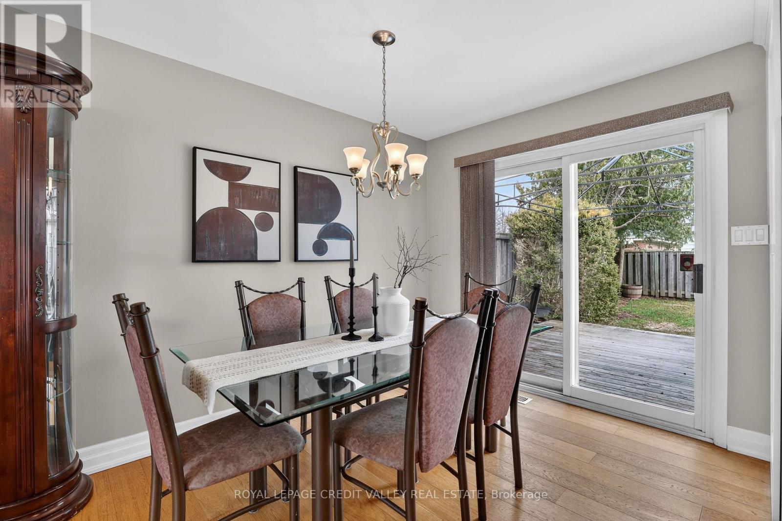 41 Staveley Crescent Property Photo 14