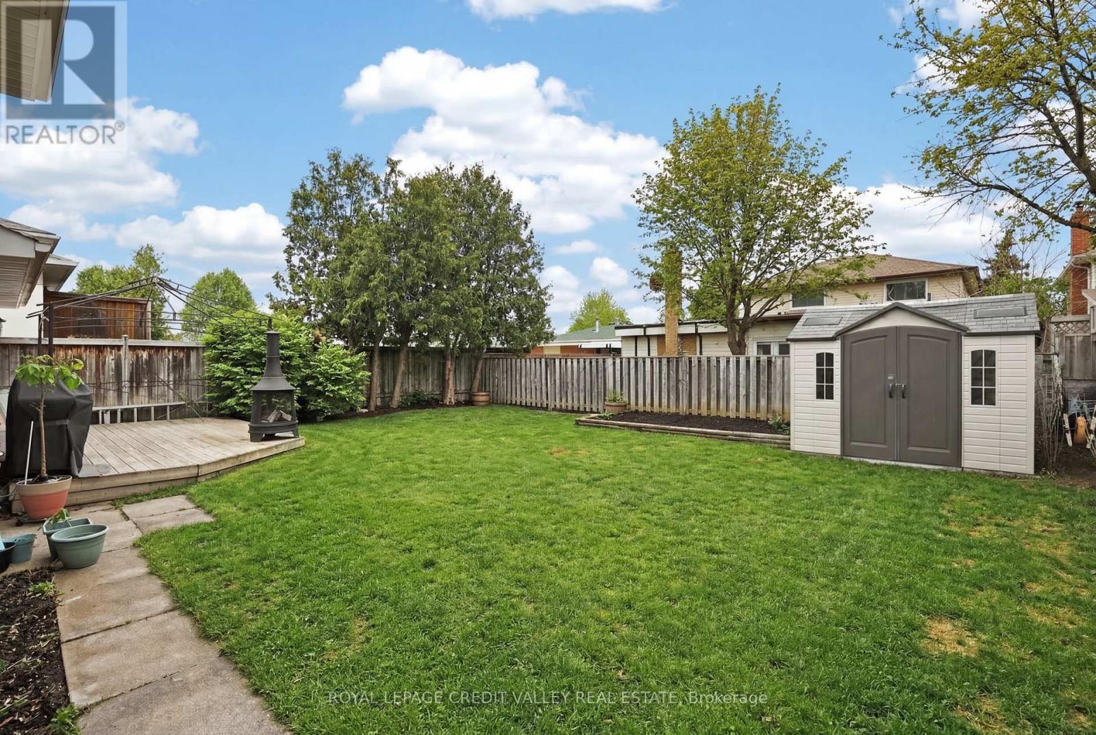 41 Staveley Crescent Property Photo 43