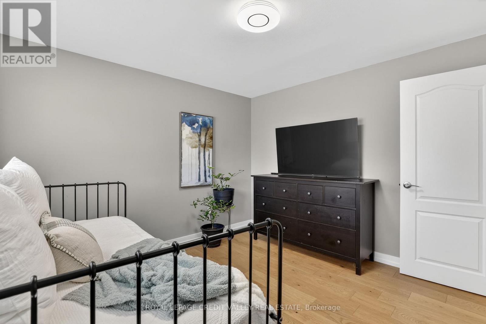 41 Staveley Crescent Property Photo 50