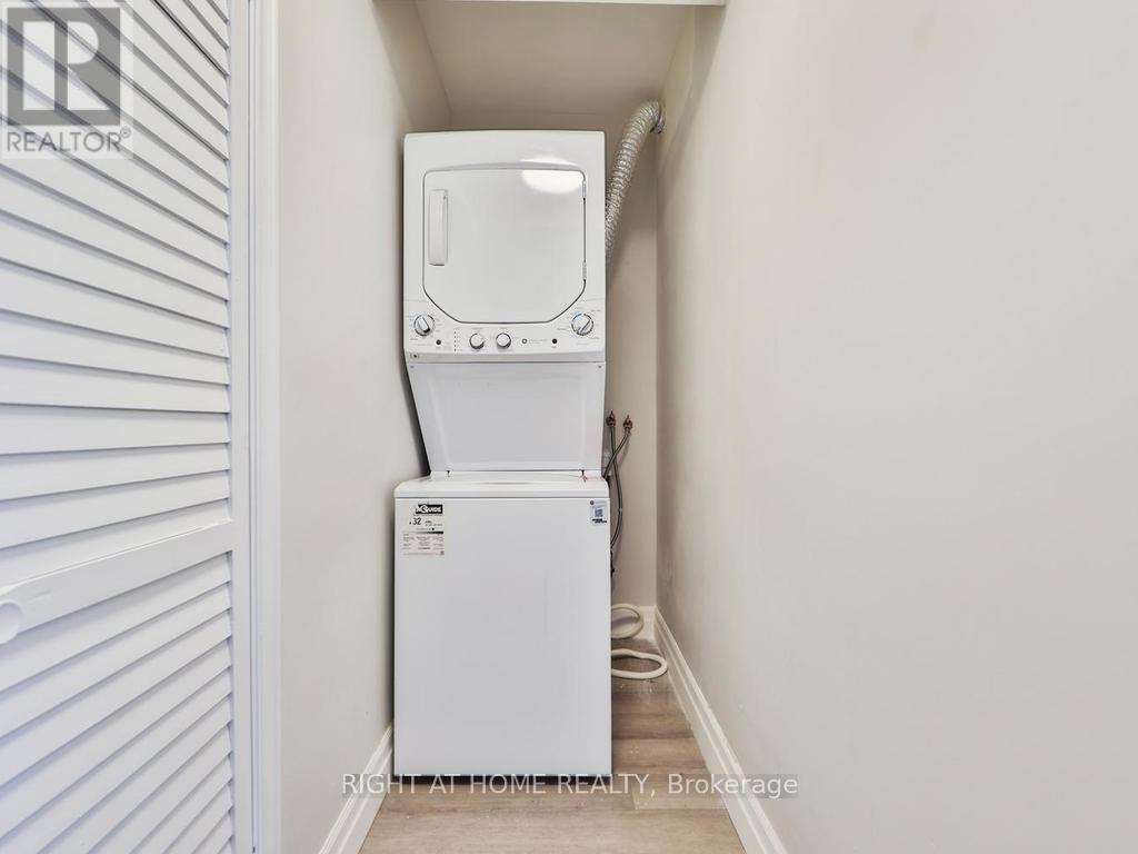 3174 Weston Road Property Photo 26