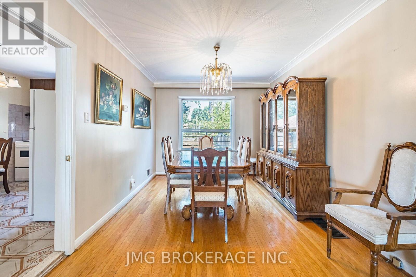53 Foxrun Avenue Property Photo 7