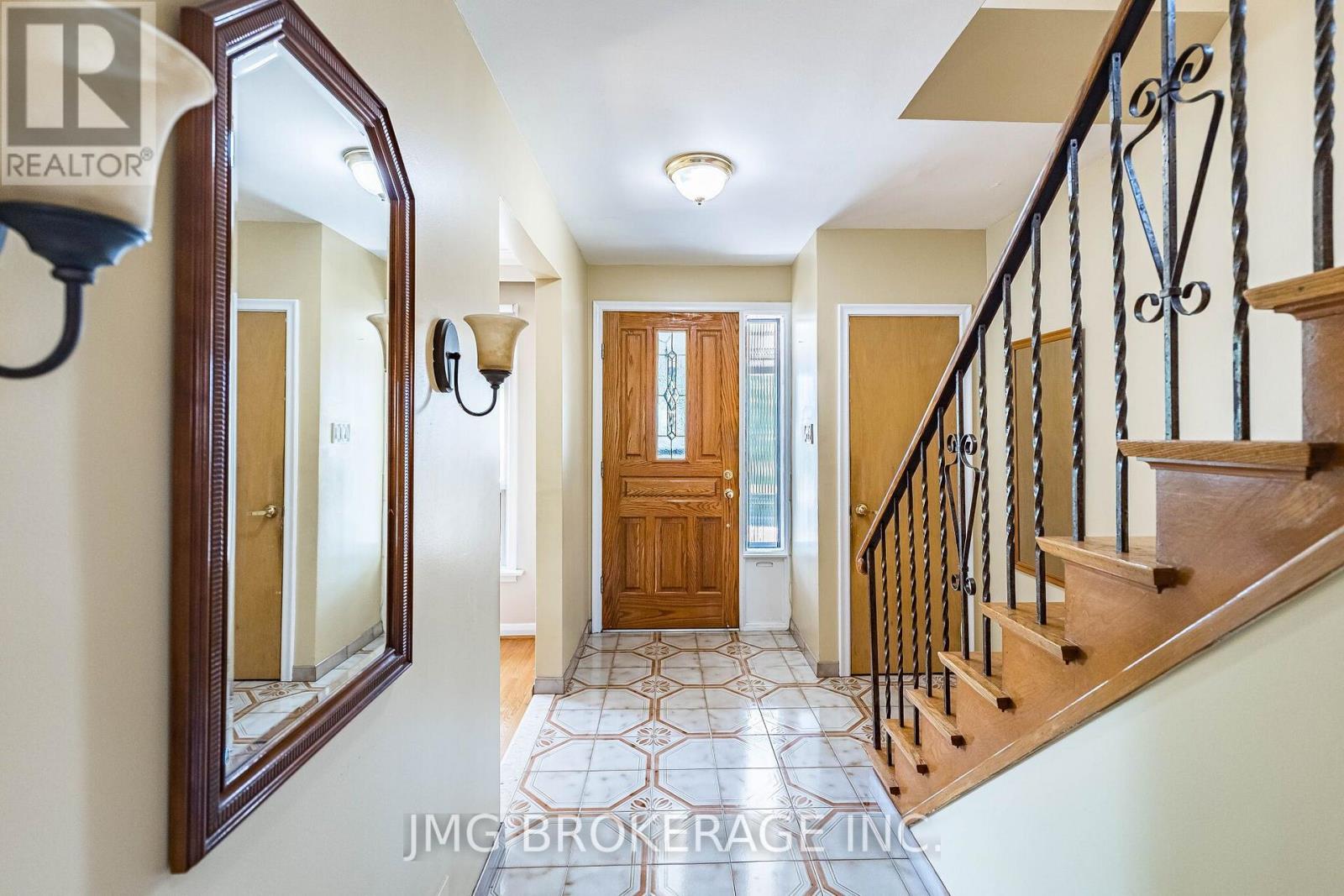 53 Foxrun Avenue Property Photo 13