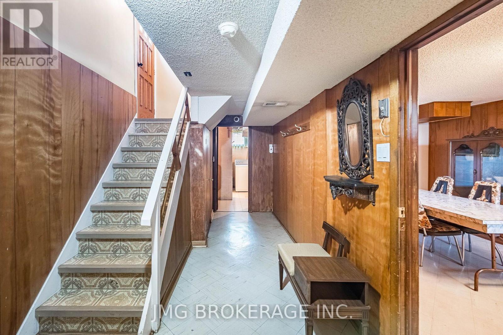 53 Foxrun Avenue Property Photo 25