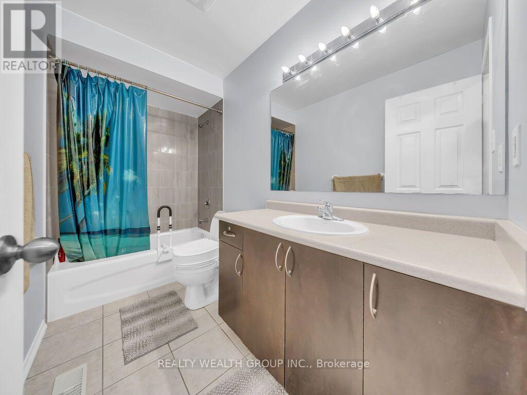 155 - 5255 Palmetto Place Property Photo 28