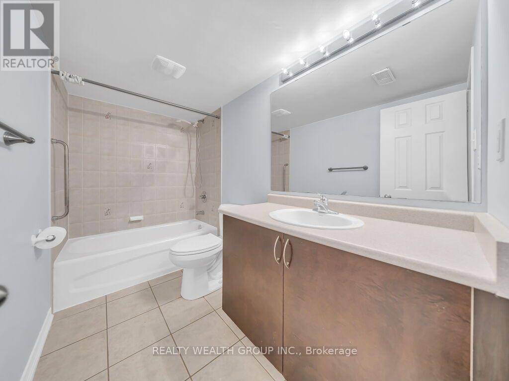 155 - 5255 Palmetto Place Property Photo 32
