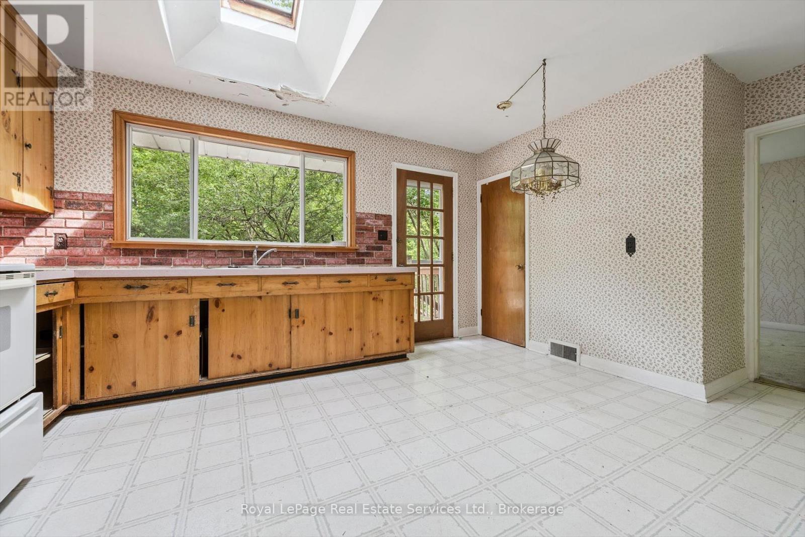 1118 Melvin Avenue Property Photo 19