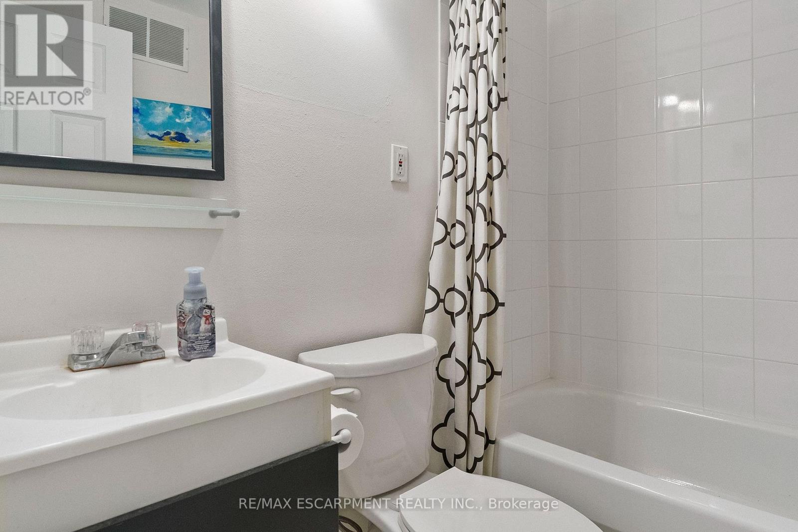 1839 Fellen Place Property Photo 36