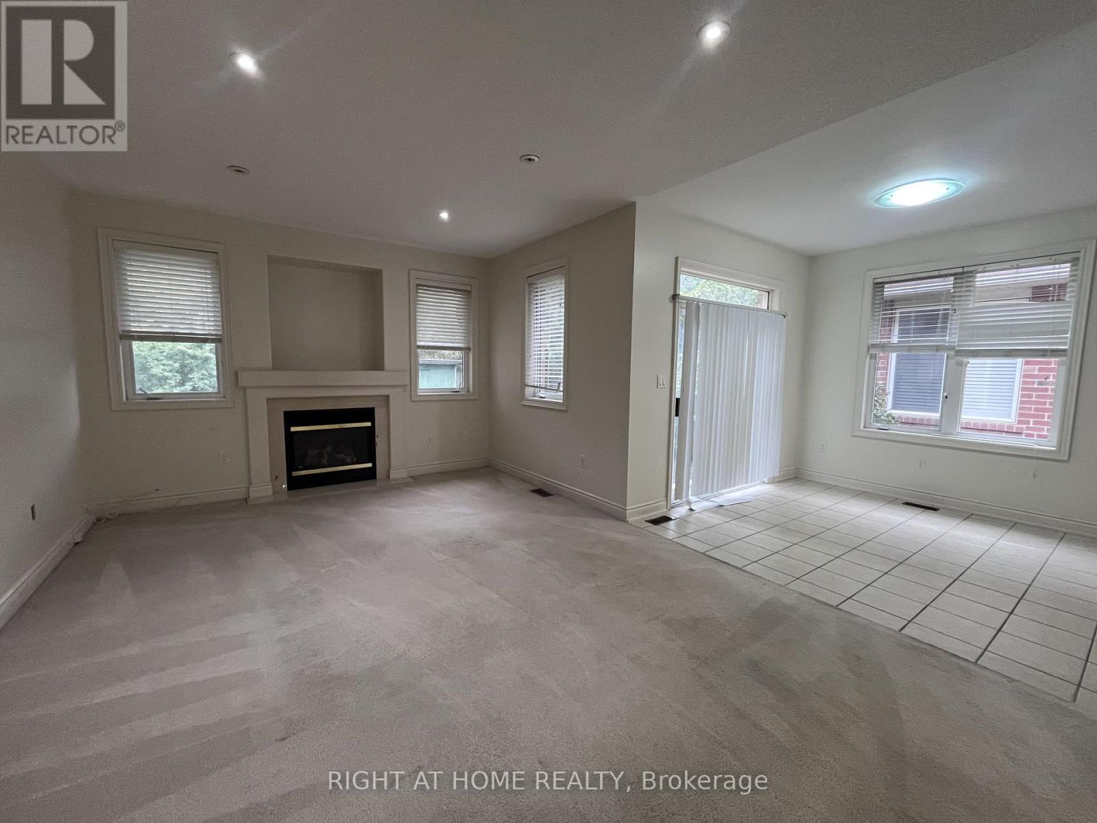 2518 Rugby Road Property Photo 11
