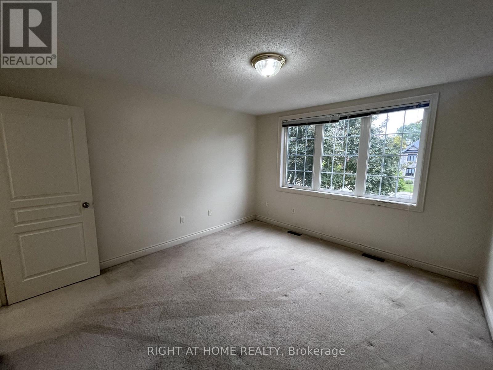 2518 Rugby Road Property Photo 19