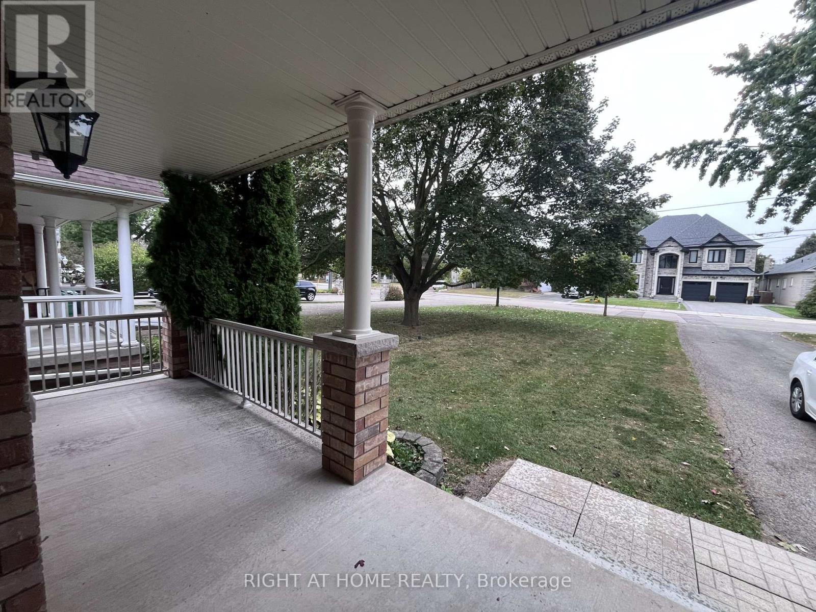 2518 Rugby Road Property Photo 22