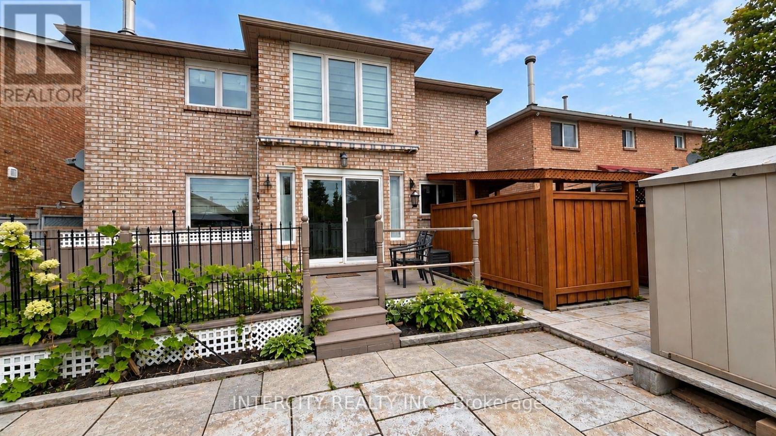159 Moffatt Avenue Property Photo 6