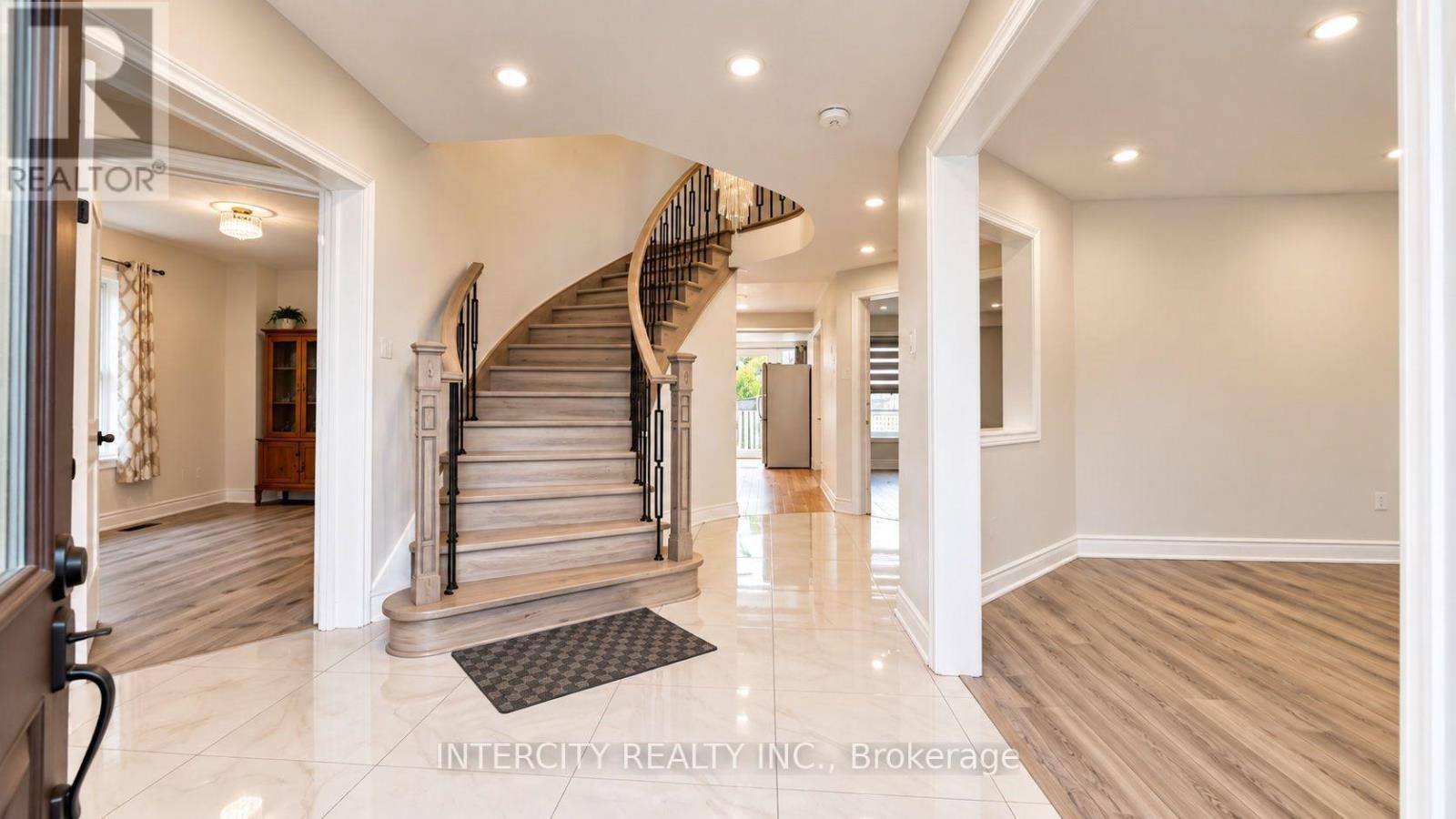159 Moffatt Avenue Property Photo 8