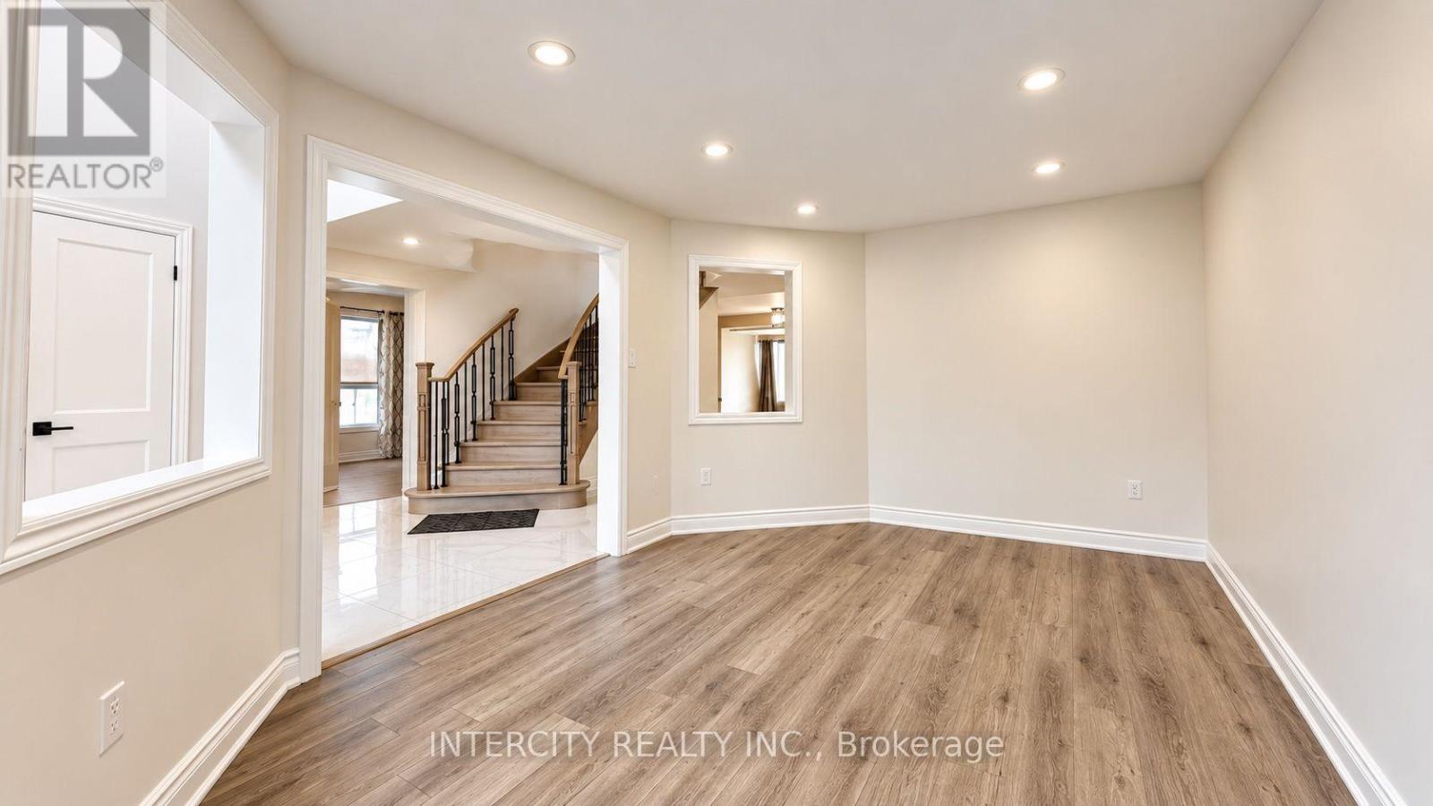 159 Moffatt Avenue Property Photo 10