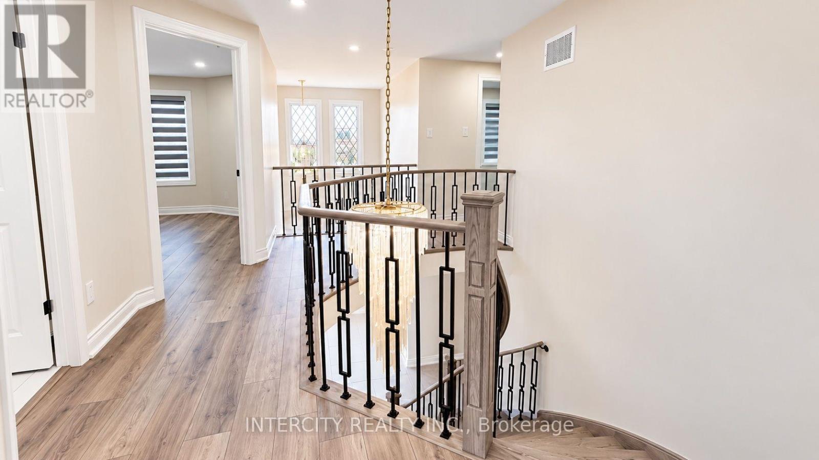 159 Moffatt Avenue Property Photo 24